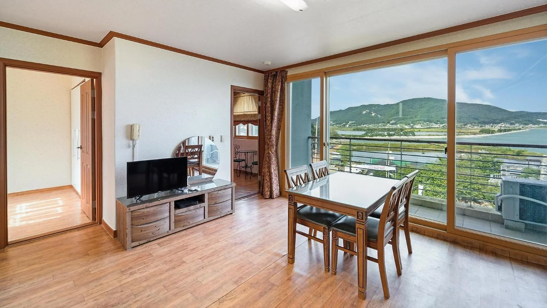 Ganghwa Dondaemoru Pension Incheon Holiday home