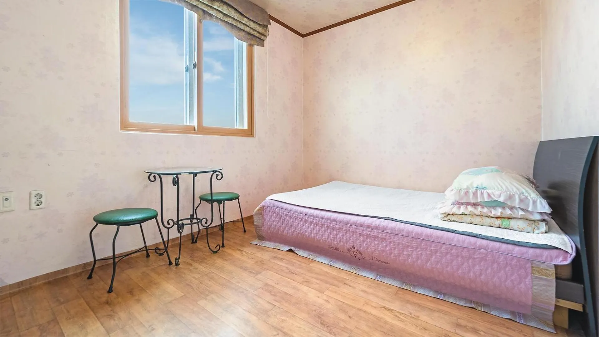 Ganghwa Dondaemoru Pension Incheon South Korea