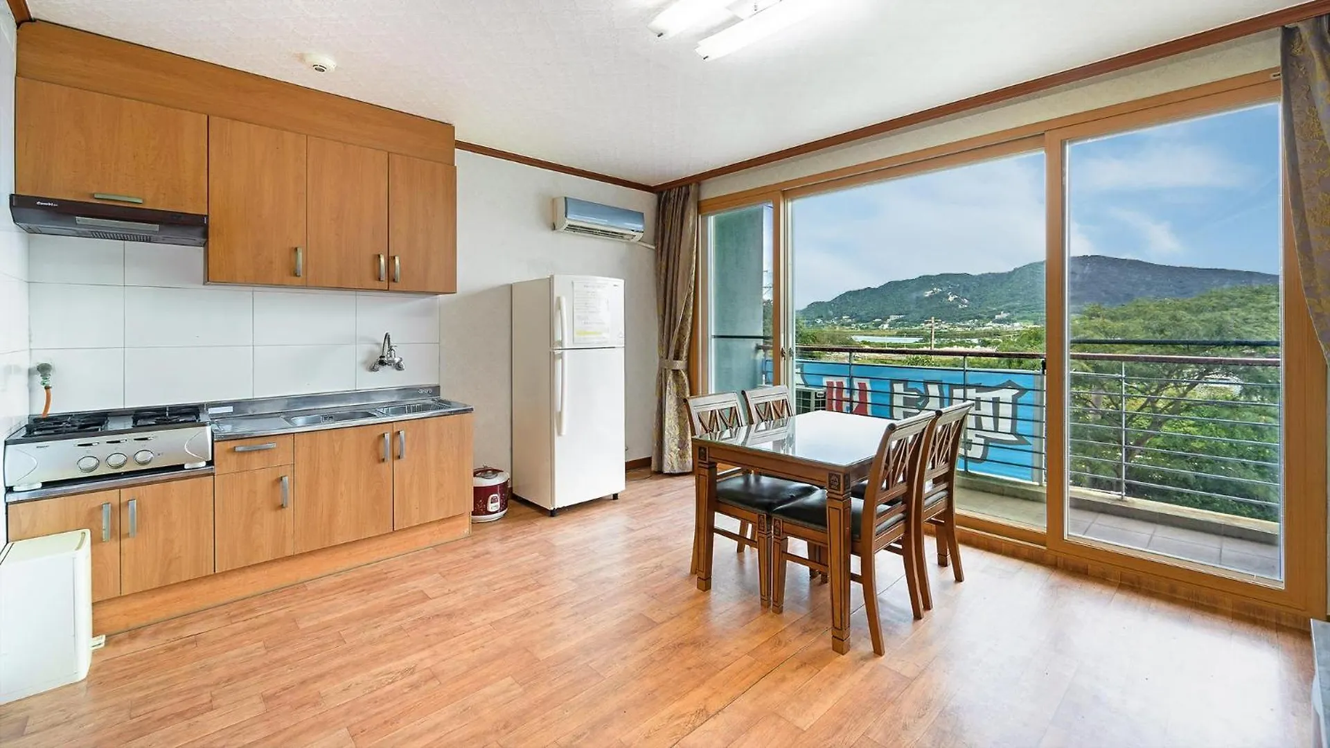 Ganghwa Dondaemoru Pension Incheon Holiday home